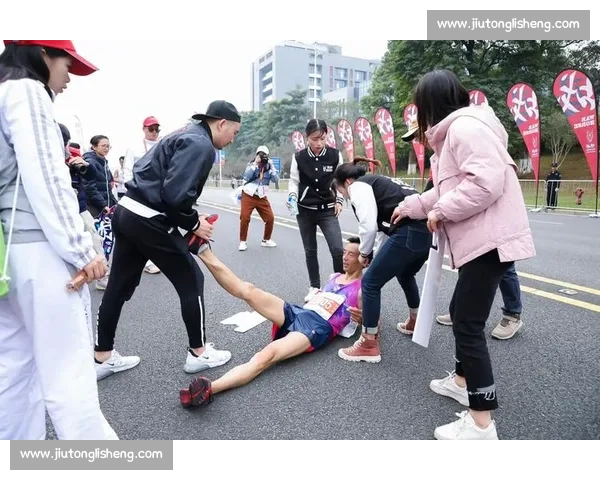 全方位解析体育赛事直播精彩瞬间与幕后花絮精彩呈现 全方位解析体育赛事直播精彩瞬间与幕后花絮精彩呈现